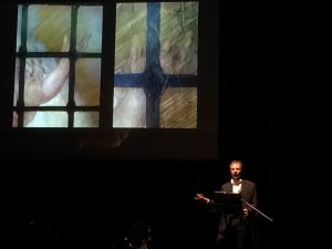 "Raffaello mai visto" art conversation with Paolo Violini, curated by Marco Ruffini, 9 August 2016, Rome, Palazzo Venezia courtyard "Raffaello mai visto" art conversation with Paolo Violini, curated by Marco Ruffini, 9 August 2016, Rome, Palazzo Venezia courtyard